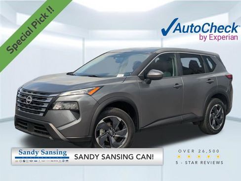 Used 2024 Nissan Rogue SV image 1