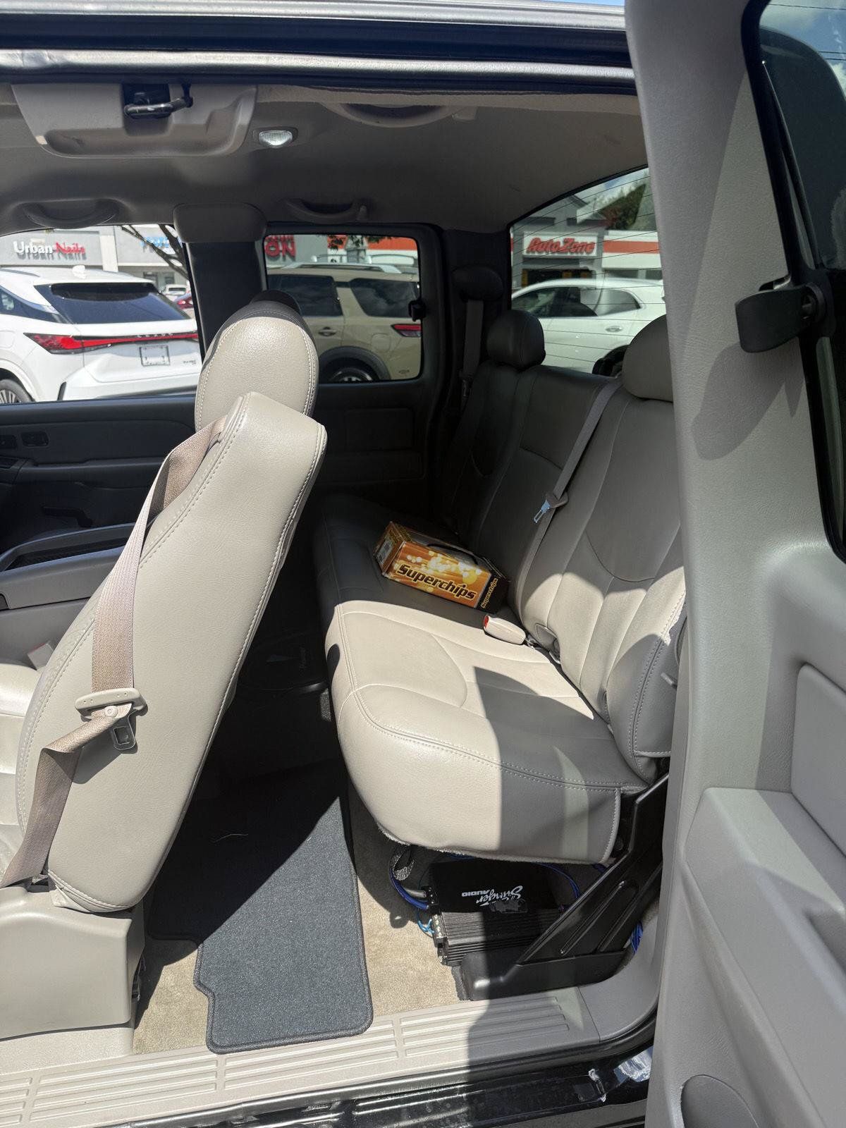 Used 2006 GMC Sierra 1500 SLT w/ Sierra Special Edition RWD image 14