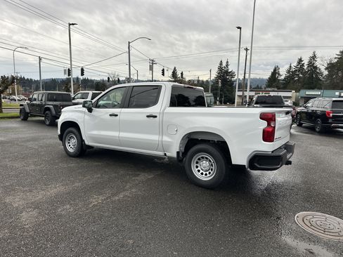 Certified 2025 Chevrolet Silverado 1500 W/T w/ WT Value Package image 3