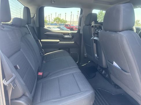 Certified 2022 GMC Sierra 1500 Elevation RWD image 9