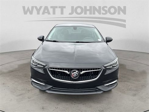 Used 2018 Buick Regal Preferred w/ Sights and Sounds Package image 8