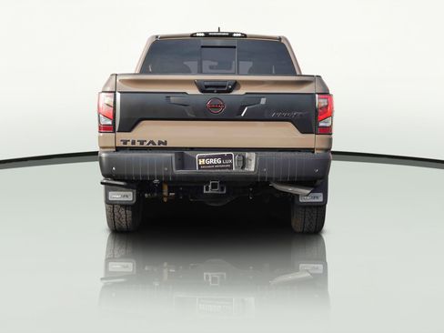 Used 2024 Nissan Titan PRO-4X w/ Pro-4x Utility Package image 12