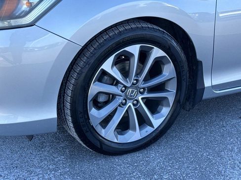 Used 2015 Honda Accord Sport image 29