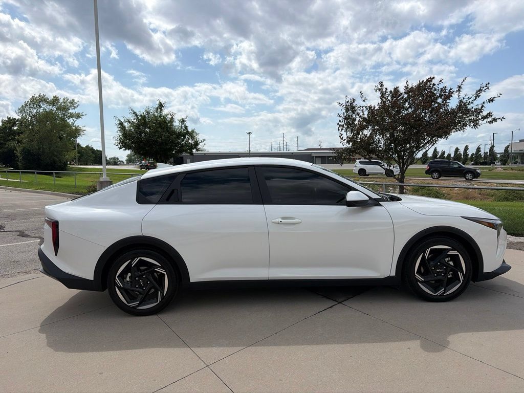 Used 2025 Kia K4 EX FWD image 24