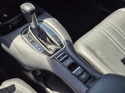 Certified 2023 Honda HR-V EX-L image 36
