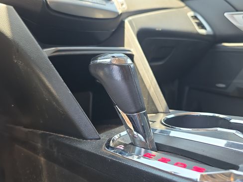 Used 2017 GMC Terrain SLE FWD image 32