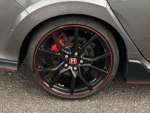 Used 2017 Honda Civic Type R image 7