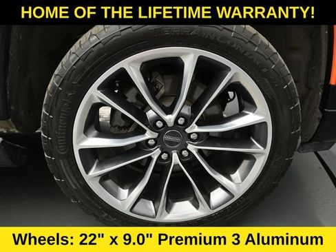 Used 2023 Jeep Wagoneer L Series III w/ Premium Group I AWD/4WD image 47