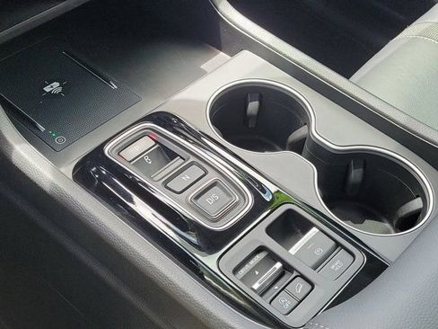 Certified 2023 Honda Pilot Touring image 28