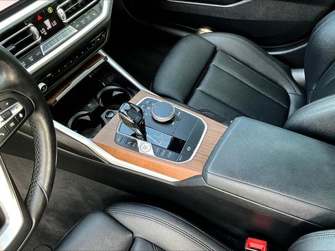 Used 2019 BMW 330i Sedan w/ Premium Package image 13