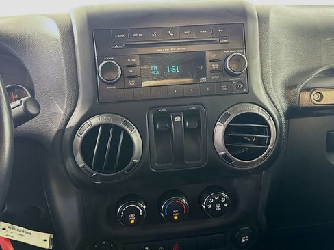 Used 2017 Jeep Wrangler Sport w/ Quick Order Package 24S image 16