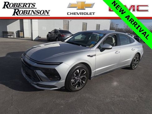 Used 2025 Hyundai Sonata SEL image 1