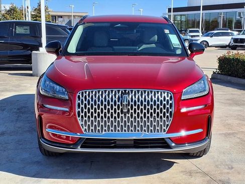 Used 2026 Lincoln Corsair Premiere FWD image 5