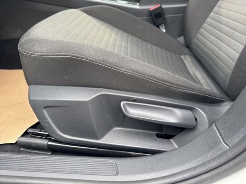Used 2025 Volkswagen Jetta S FWD image 13