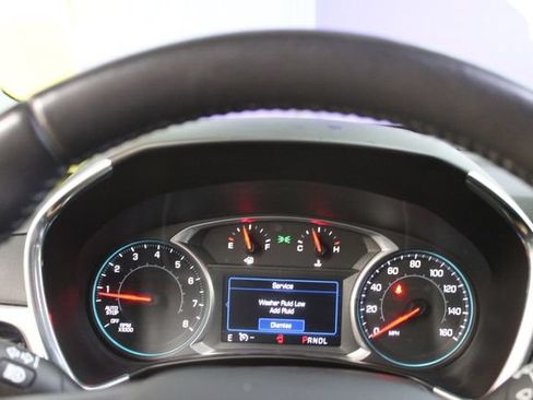 Used 2021 Chevrolet Equinox LT FWD image 18