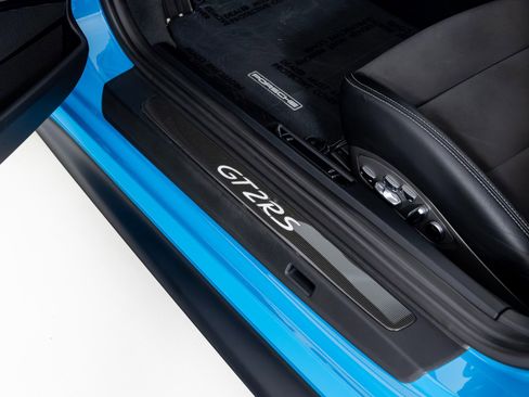 Used 2018 Porsche 911 GT2 RS image 29