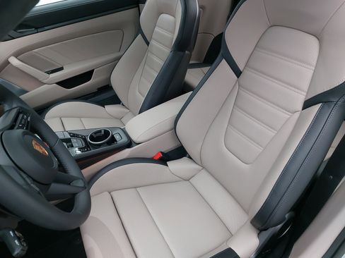 New 2026 Porsche 911 Carrera GTS image 13