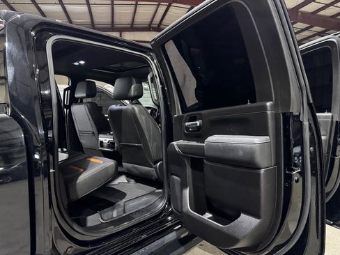 Used 2023 GMC Sierra 3500 AT4 w/ AT4 Premium Plus Package image 21