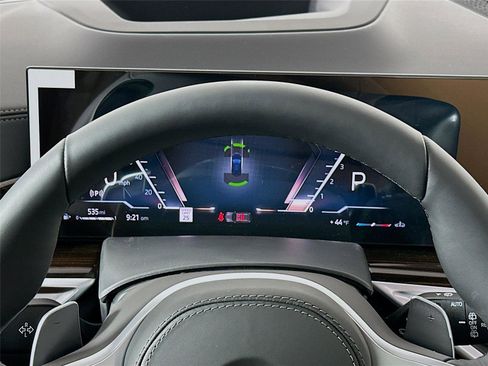 New 2026 BMW X5 xDrive40i w/ M Sport Package image 12