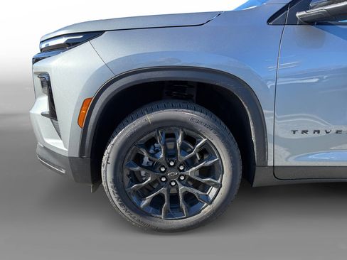 New 2026 Chevrolet Traverse LT w/ Midnight/Sport Edition image 9