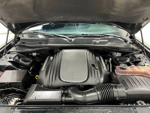 Used 2018 Dodge Challenger R/T w/ Performance Handling Group RWD image 29