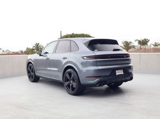New 2026 Porsche Cayenne AWD/4WD video 3