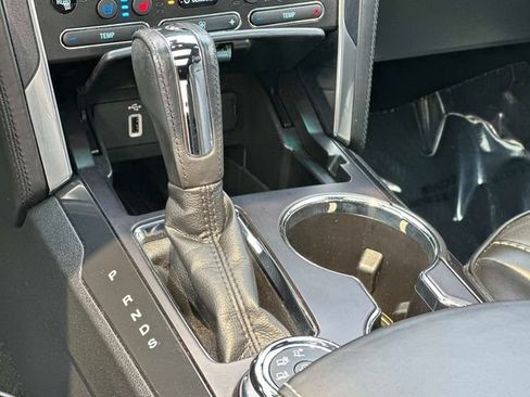 Used 2019 Ford Explorer Platinum AWD/4WD image 5