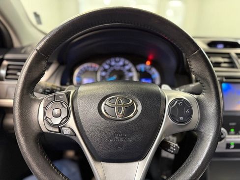 Used 2012 Toyota Camry SE image 8