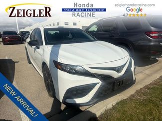 Used 2021 Toyota Camry SE video 1