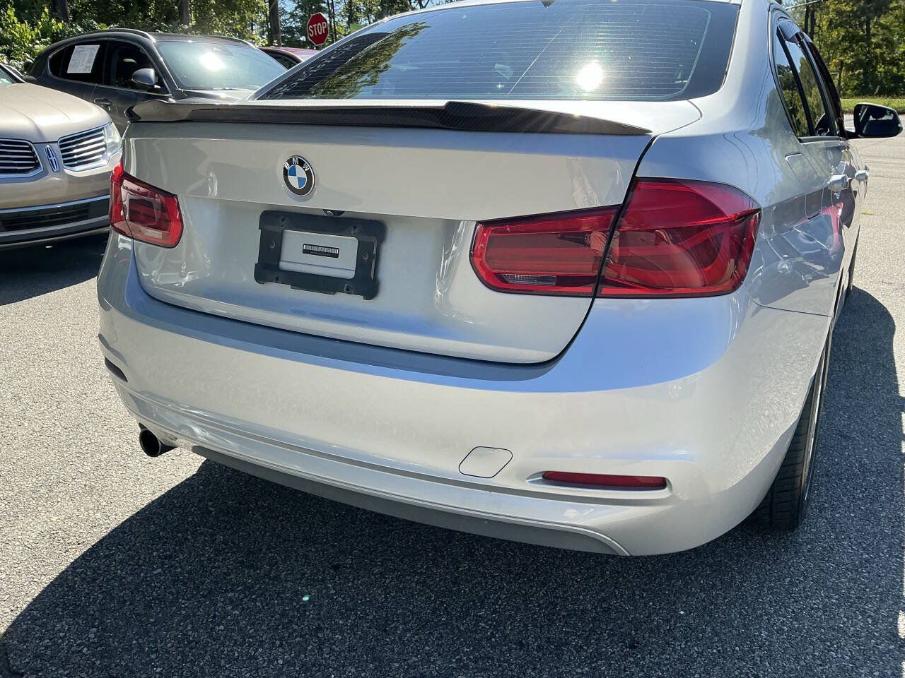 Used 2018 BMW 320i xDrive Sedan AWD/4WD image 8