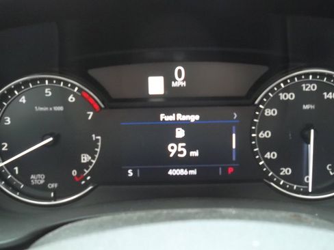 Used 2021 Cadillac XT4 Premium Luxury FWD image 10