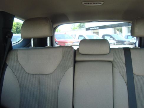 Used 2023 Hyundai Santa Fe SEL AWD/4WD image 16