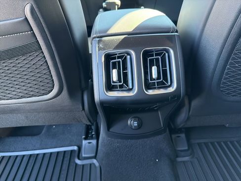 New 2026 Kia Sorento S image 22