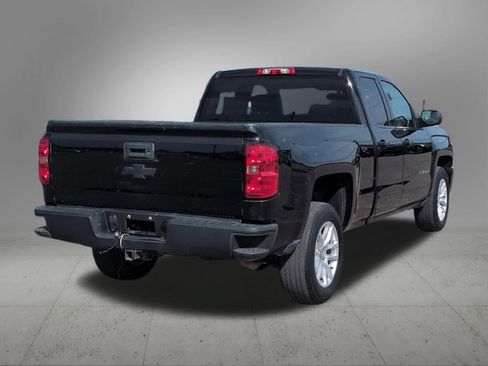 Used 2019 Chevrolet Silverado 1500 LT RWD image 6