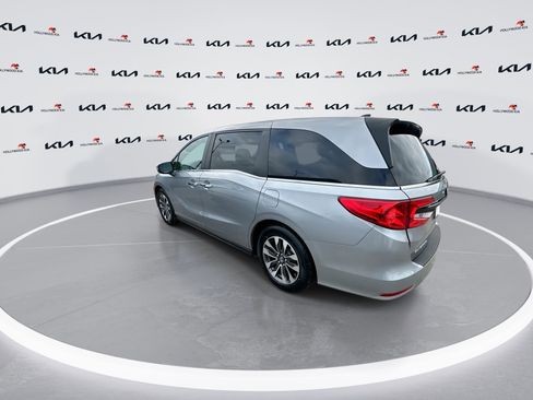 Used 2023 Honda Odyssey EX-L image 6