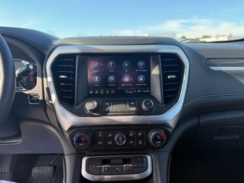 Used 2023 GMC Acadia SLT w/ Technology Package image 23