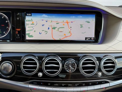 Used 2017 Mercedes-Benz Maybach S 550 4MATIC image 33