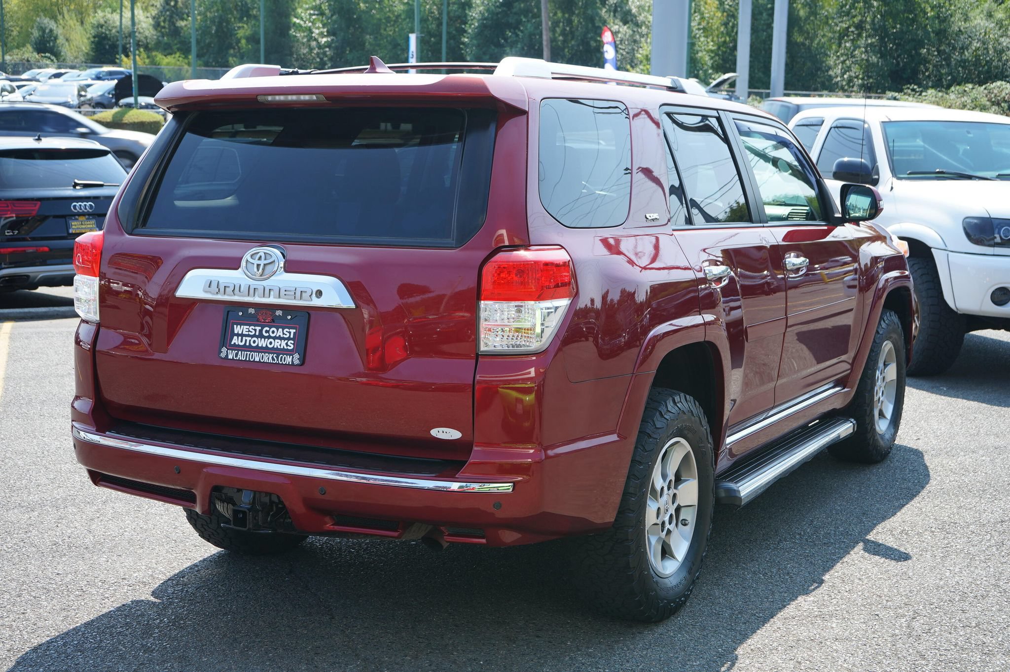 Used 2012 Toyota 4Runner SR5 AWD/4WD image 5