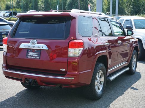 Used 2012 Toyota 4Runner SR5 AWD/4WD image 5