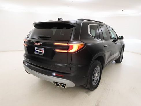 Certified 2025 GMC Acadia Elevation image 3