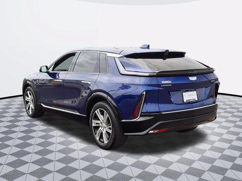 Certified 2024 Cadillac Lyriq Tech RWD image 5