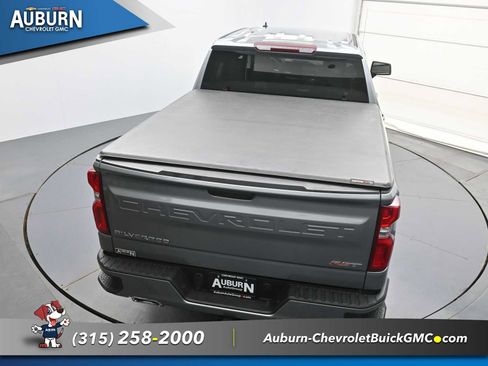 Used 2024 Chevrolet Silverado 1500 RST w/ Z71 Off-Road Package AWD/4WD image 32
