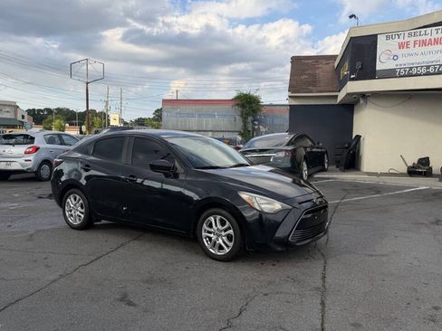 Used 2016 Scion iA FWD image 1