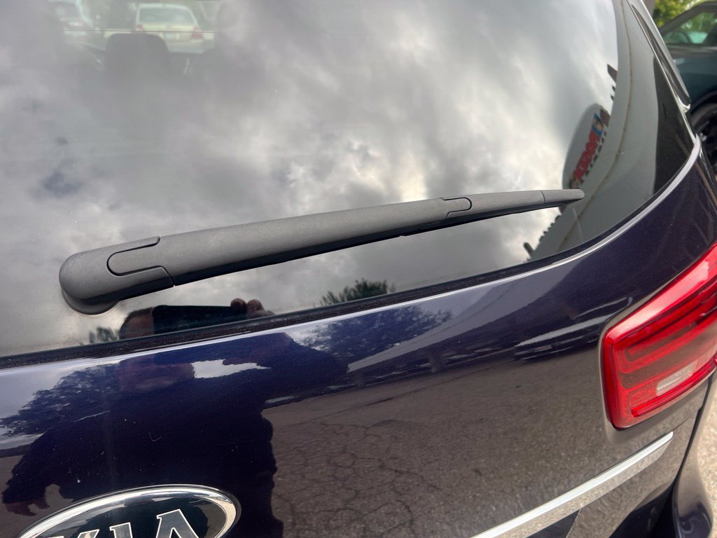 Used 2019 Kia Sedona EX FWD image 32