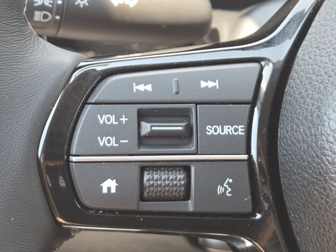 Used 2024 Honda Civic EX-L image 30