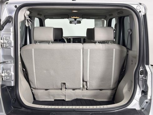 Used 2010 Nissan Cube 1.8 S w/ Interior Designer Pkg image 24