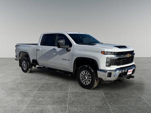 Certified 2025 Chevrolet Silverado 2500 LT w/ Convenience Package image 7