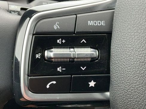Used 2025 Kia Sorento SX FWD image 24