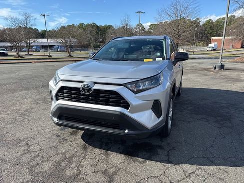 Used 2021 Toyota RAV4 LE image 25