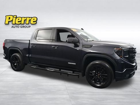 Used 2022 GMC Sierra 1500 Elevation AWD/4WD image 3